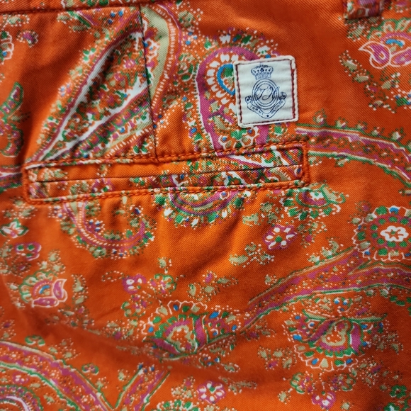 Women's shorts , tommy hilfiger size 8 orange paisley design zip & button front - Picture 6 of 9